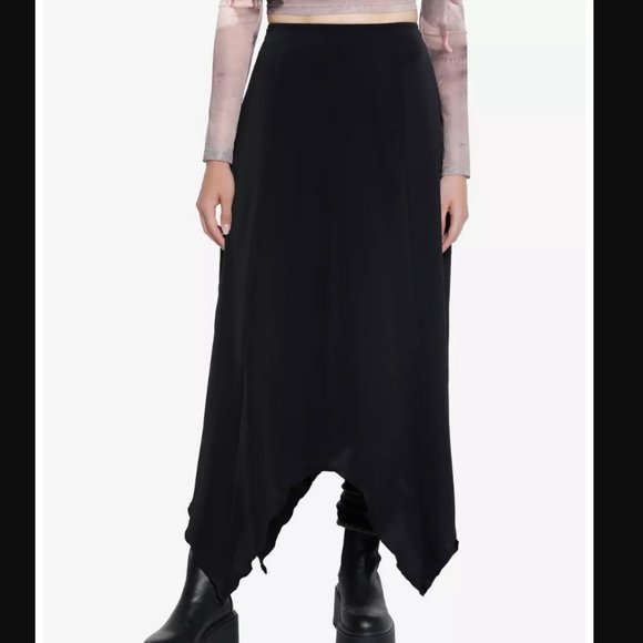 Cosmic Aura Black Hanky Hem Maxi Skirt - Picture 1 of 7